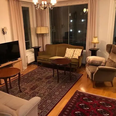 Apartment Kotimaailma - Kodikas Iso Kolmio Saunalla Vantaalla