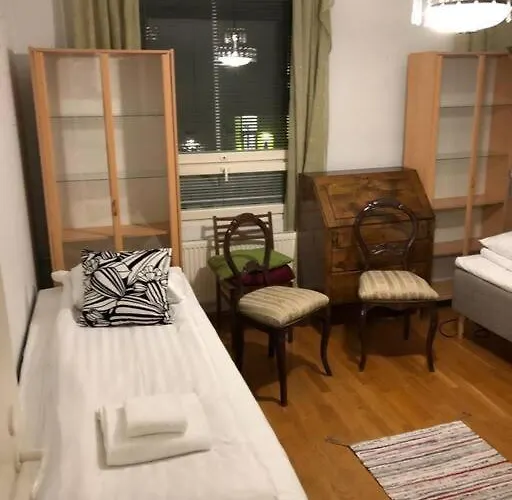 شقة Kotimaailma - Kodikas Iso Kolmio Saunalla Vantaalla